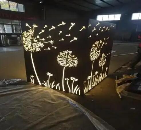 鼓楼耐候钢灯箱